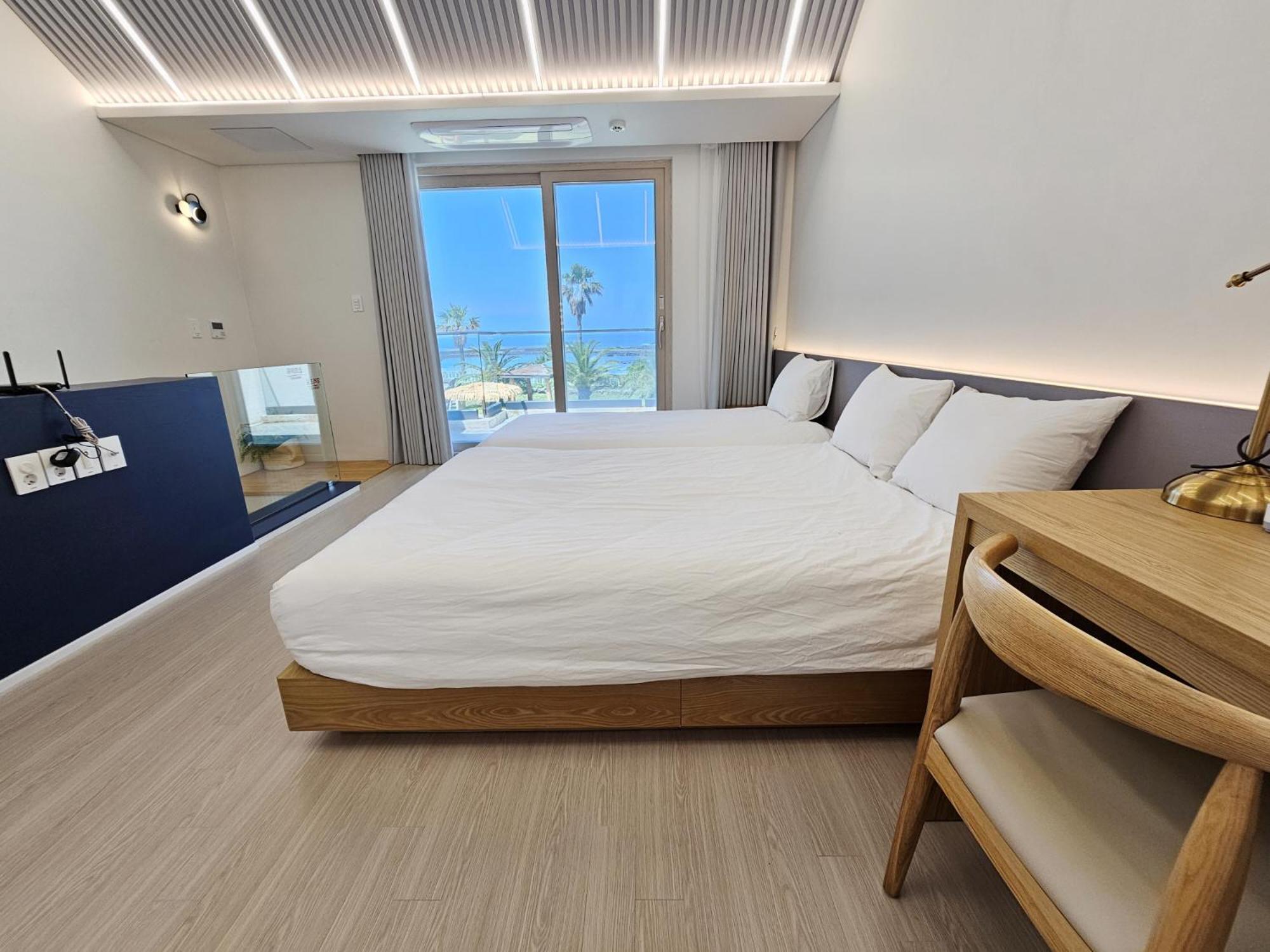 Jeju Badayeon Villa Сеогвипо Екстериор снимка