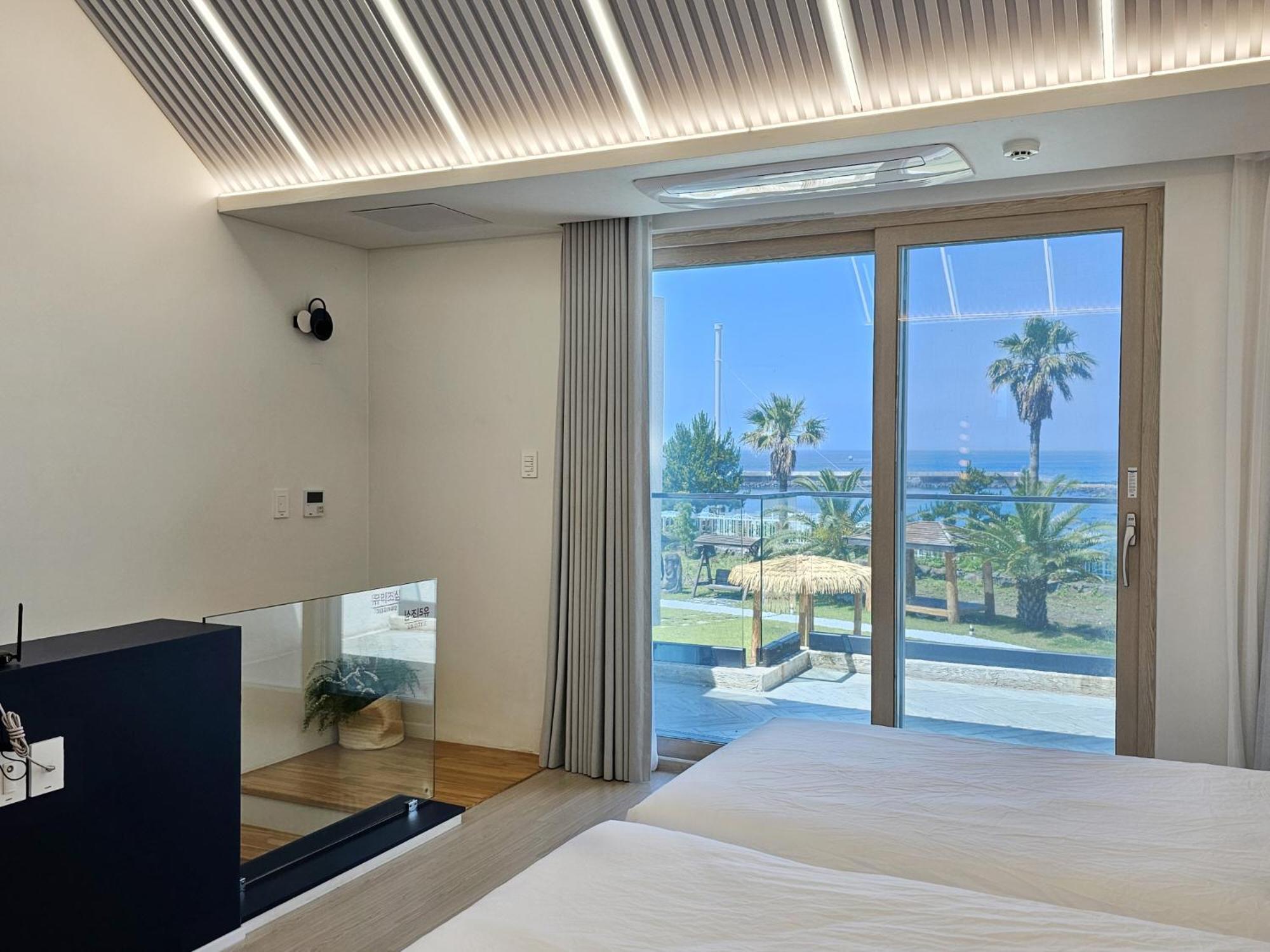 Jeju Badayeon Villa Сеогвипо Екстериор снимка