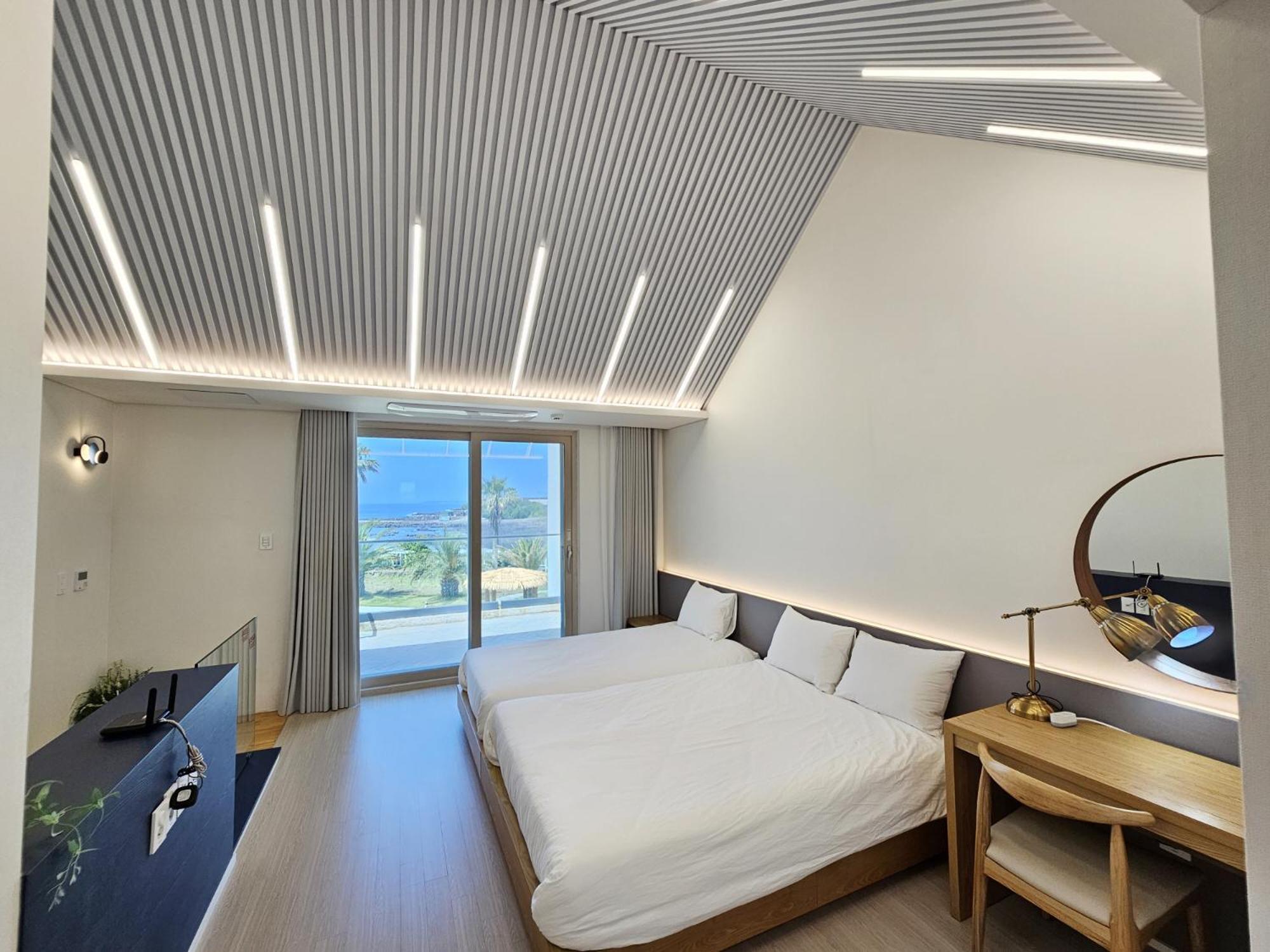 Jeju Badayeon Villa Сеогвипо Екстериор снимка