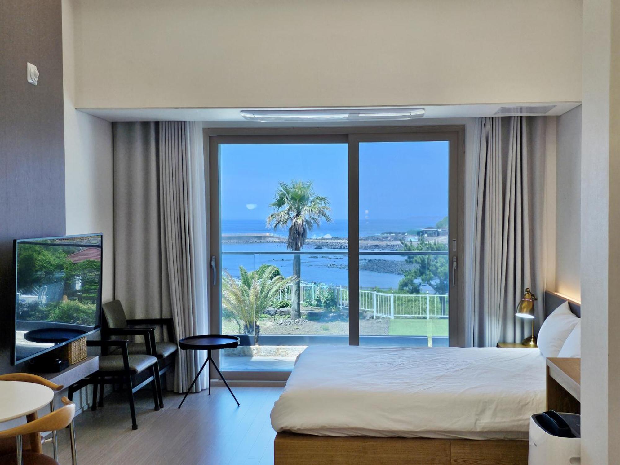 Jeju Badayeon Villa Сеогвипо Екстериор снимка