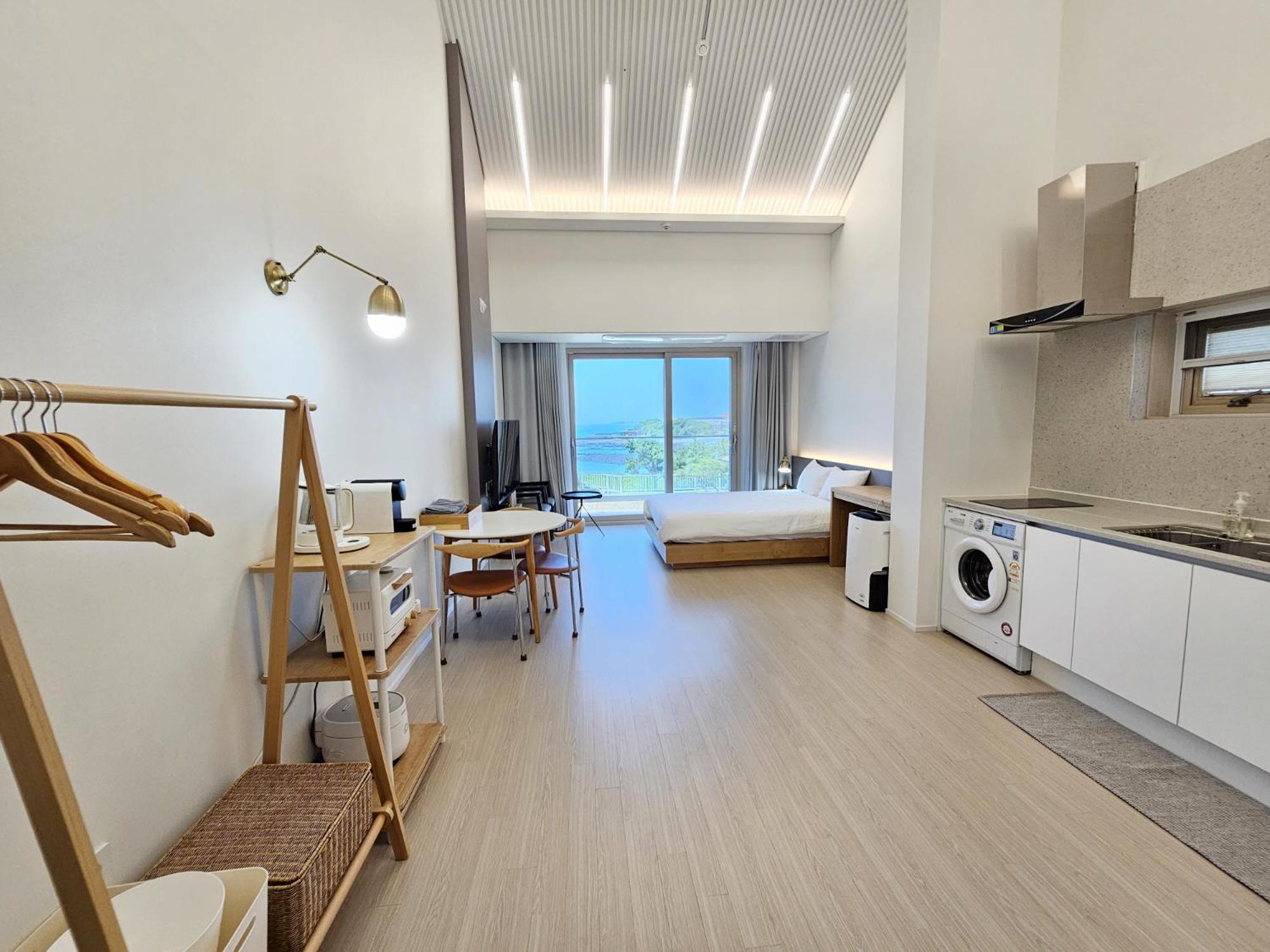 Jeju Badayeon Villa Сеогвипо Екстериор снимка