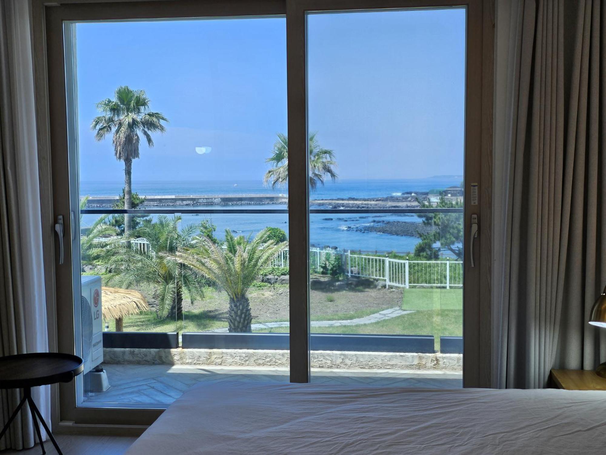 Jeju Badayeon Villa Сеогвипо Екстериор снимка