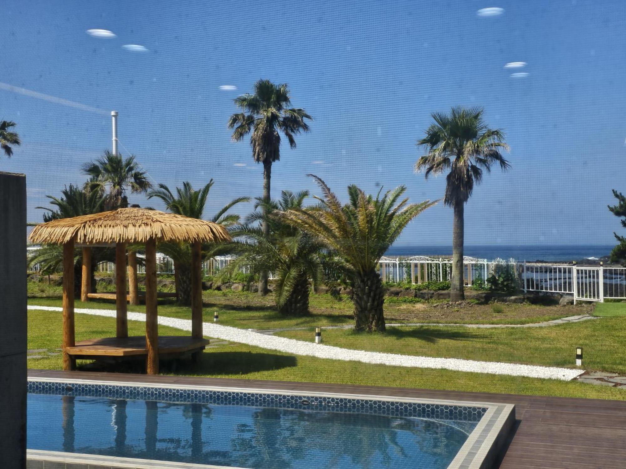 Jeju Badayeon Villa Сеогвипо Екстериор снимка