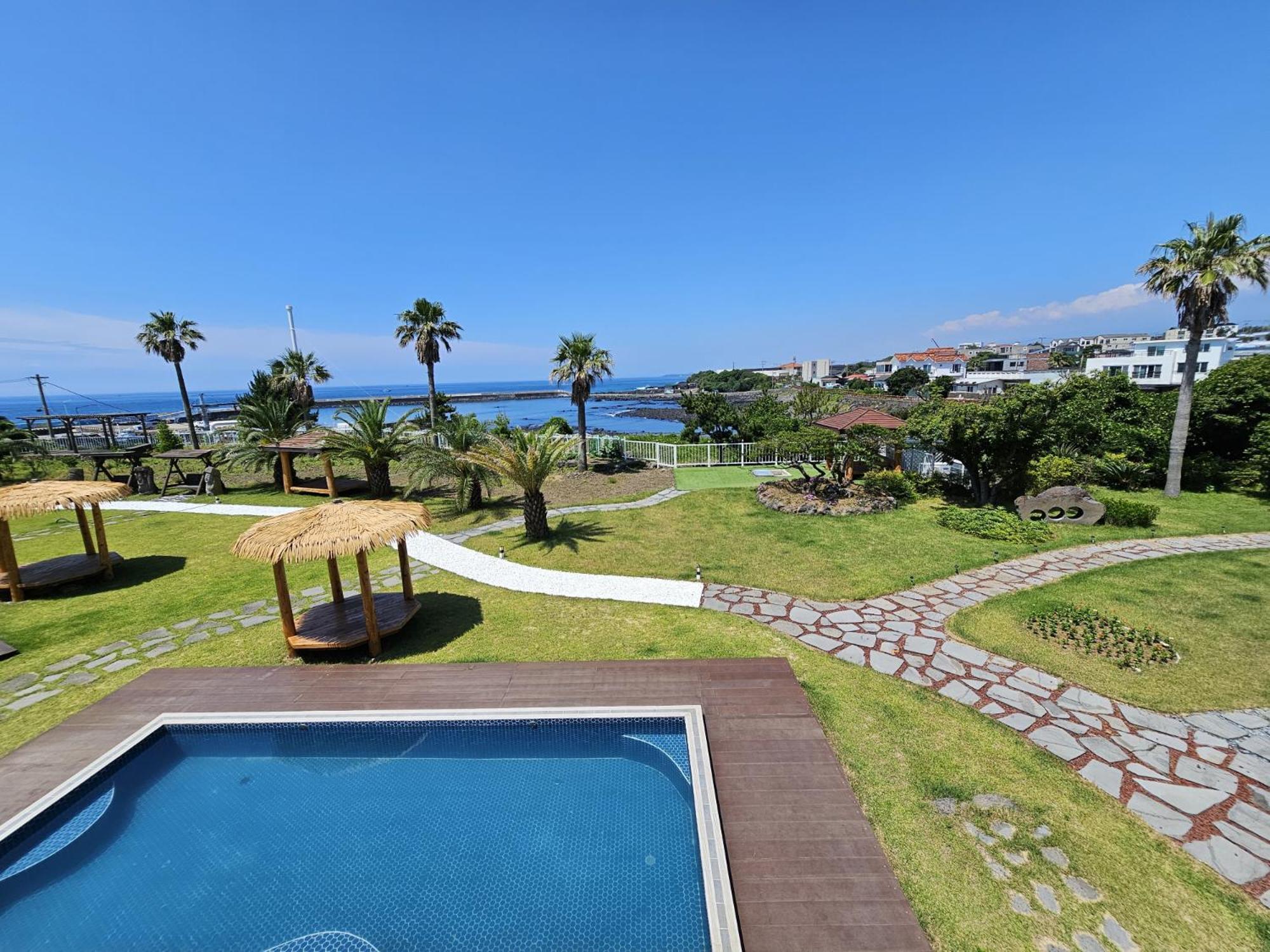 Jeju Badayeon Villa Сеогвипо Екстериор снимка